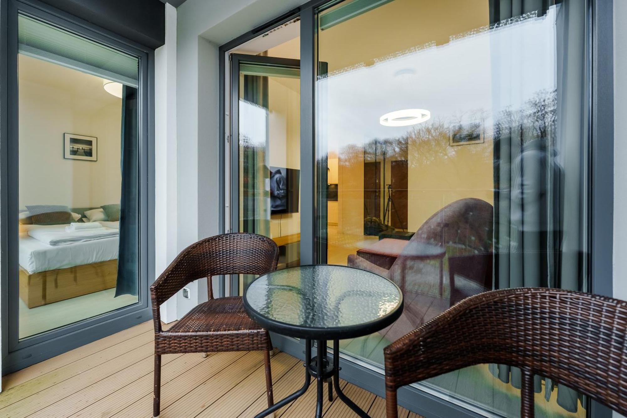 Faro Apartamenty Nadmorskie Tarasy Spa Przy Latarni I Molo Baseny, Sauny, Fitness I Parking W Cenie Kołobrzeg Δωμάτιο φωτογραφία